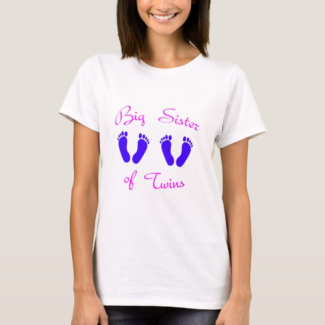 Storsyster till tvillingpojkar tee shirt (Framsida)