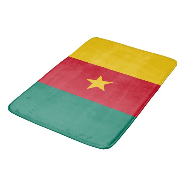 Stort badmatt med flagga av Kamerun Badrumsmatta (Vinklad)