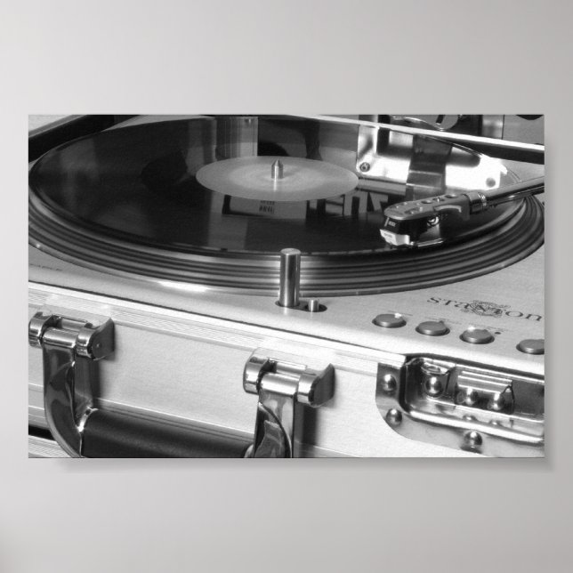 STR8-100 POSTER (Framsidan)