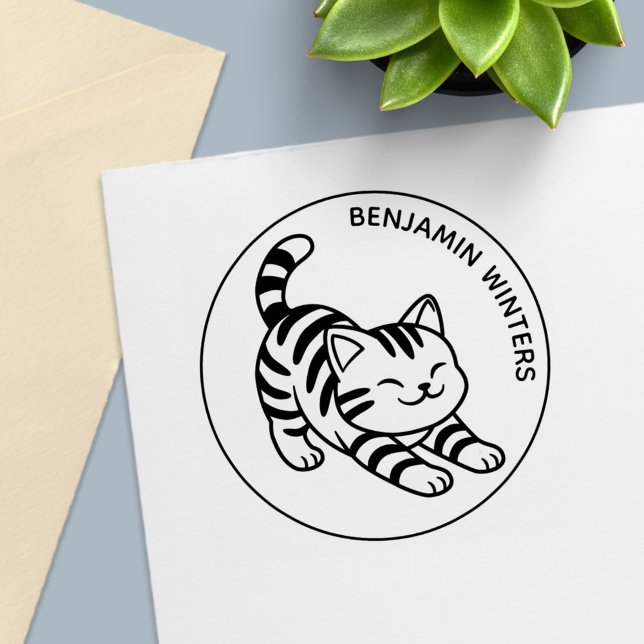 Sträckande Tabby Katt Anpassad Text Självfärgande Stämpel (Skapare uppladdad)