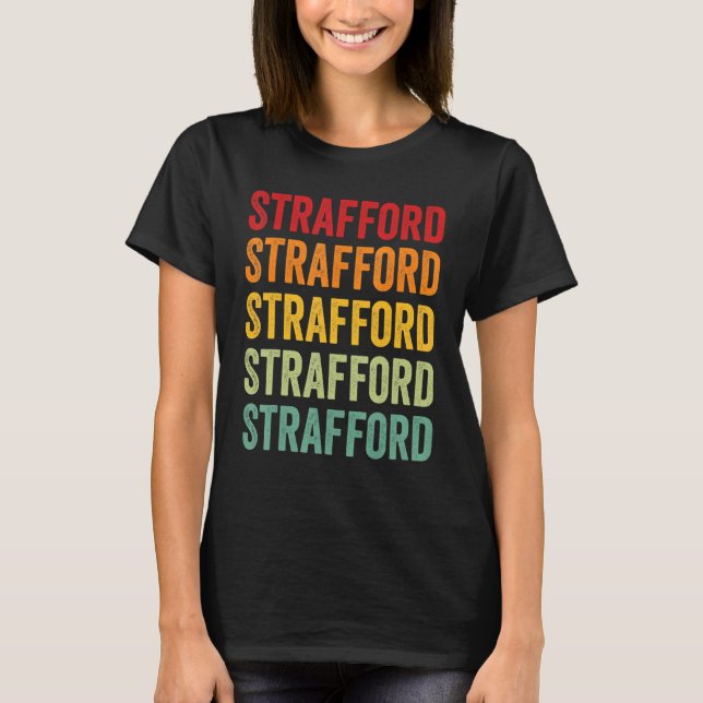 Strafford County New Hampshire Rainbow Text Design T Shirt (Framsida)