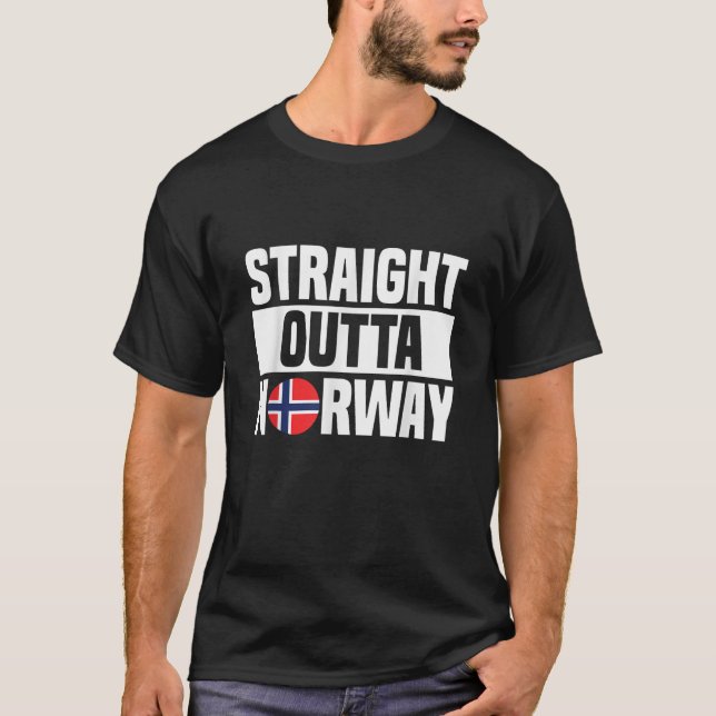 Straight outta norway Design for a Krumkake gnome  T Shirt (Framsida)