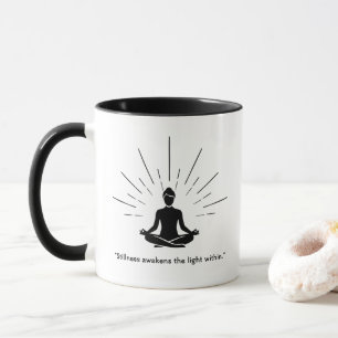 Strålande meditationssilhuett mugg