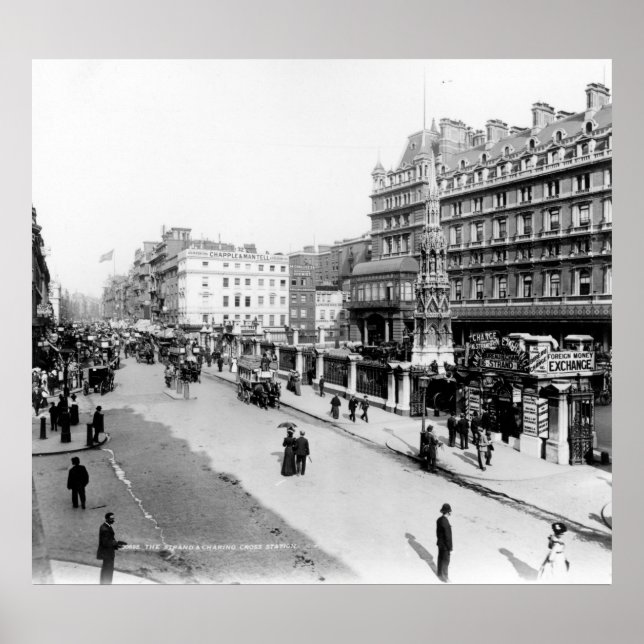 Strand and Charing Kor Station, London Poster (Framsidan)