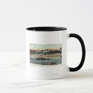 Strand beskådar av Macabee BeachMonterey, CA Mugg