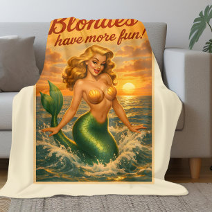 Strand Blond Pin-Up Havsfruskonst Retro Kustliv Fleecefilt