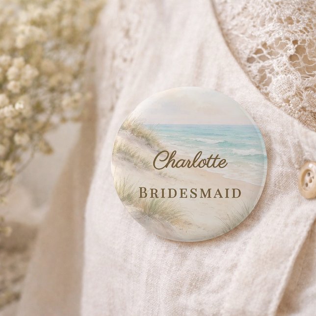 Strand Elegant Kustbröllop Brudtärna Namnskylt Knapp (Skapare uppladdad)