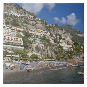 Strand vid Positano, Kampanien, Italien Kakelplatta