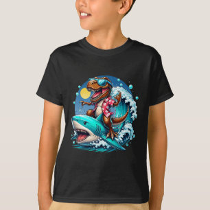 Strandälskare T-rex Dinosaurie Ridande Haj Surfand T Shirt