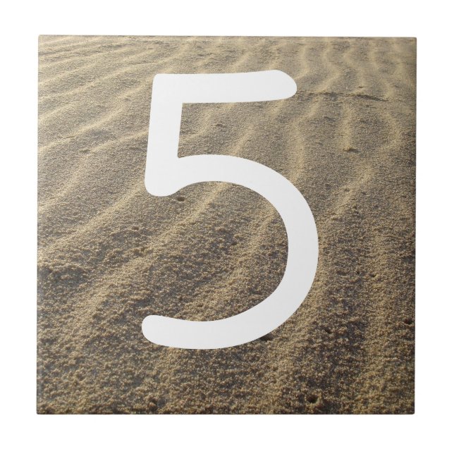 Strandhushuset numrerar belägger med tegel kakelplatta (Framsidan)