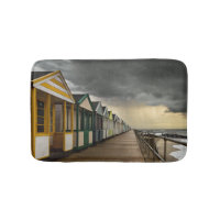 Strandkojor i en sommarstorm | Southwold