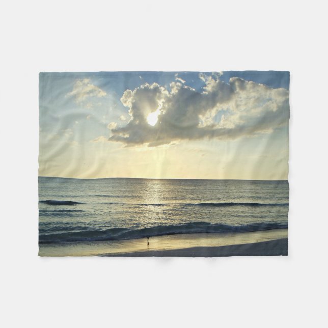 Strandlinjens lugn vid soluppgången fleecefilt (Framsidan (Horisontell))