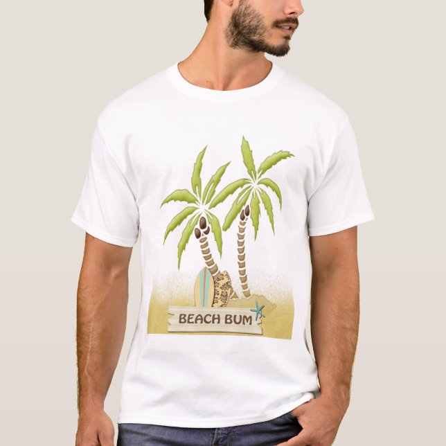 Strandlodis, surfingbrädor, palmträd och Sand T Shirt (Framsida)