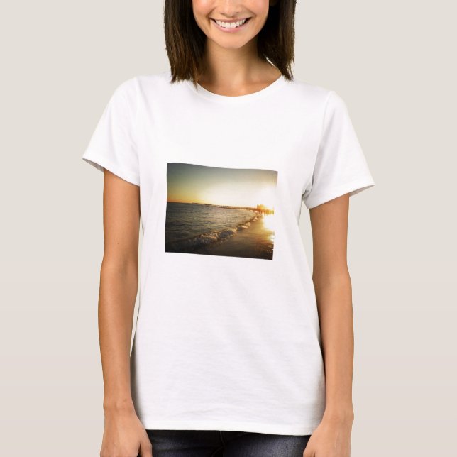 Strandsolnedgång på Coneyön, Brooklyn Tee (Framsida)