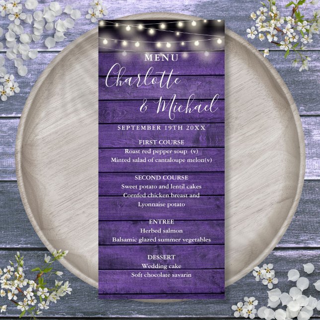 Strängljus Lila Rustik Trä Bröllopsmeny Meny (String Lights Purple Rustic Wood Wedding Menu)