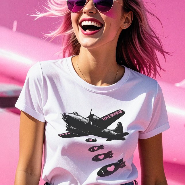 Strategic Love Bomber Pink Details T Shirt (Skapare uppladdad)