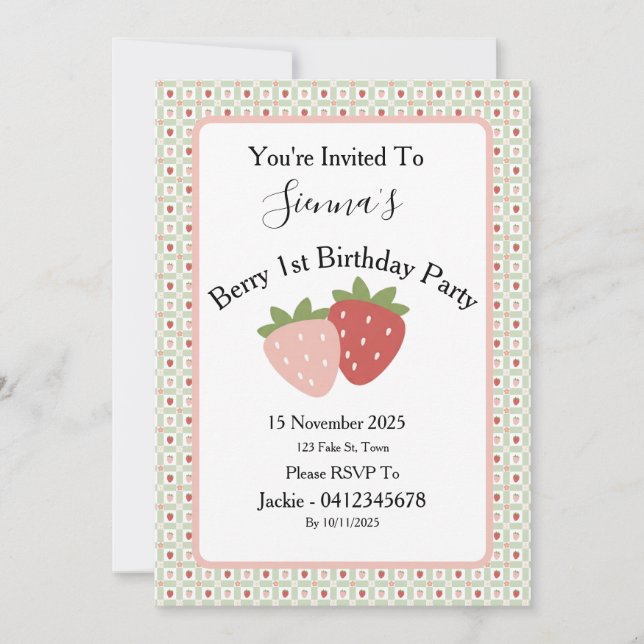 Strawberry Gingham First Birthday Party Inbjudningar (Framsida)