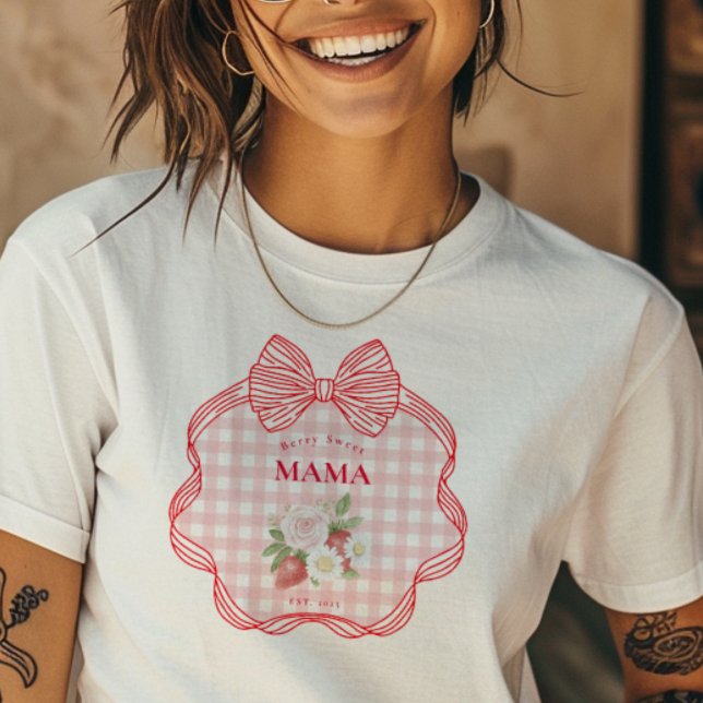 Strawberry Woodland Baby Shower T Shirt (Skapare uppladdad)