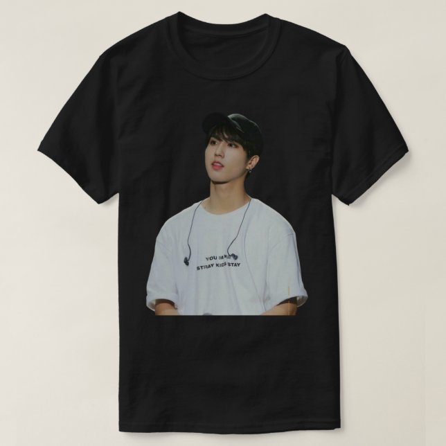 Stray children han Sticker.png T Shirt (Design framsida)