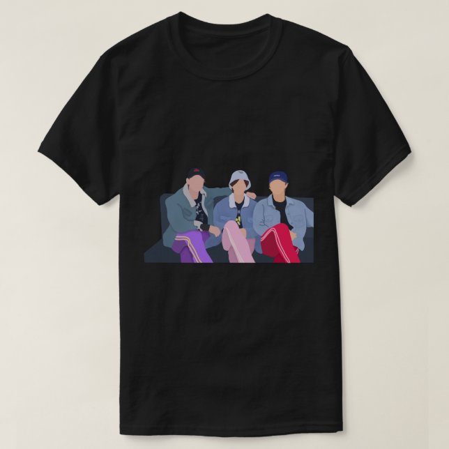 Stray Kids 3racha Chans rum 100th Episode Stick T Shirt (Design framsida)