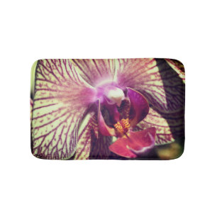 Streckad Lila Orchid Flower Close Up Badrumsmatta
