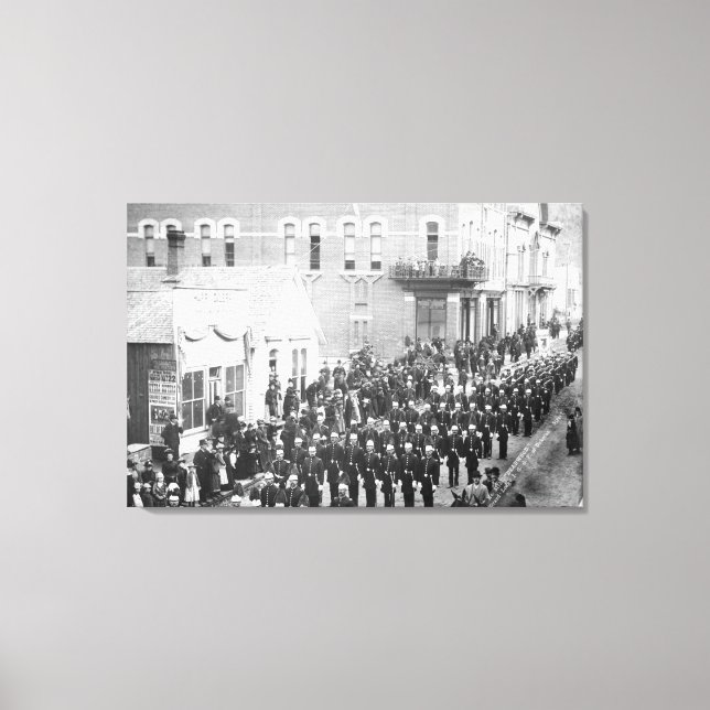 Street Parad in Deadwood, SD Photograph Canvastryck (Framsida)