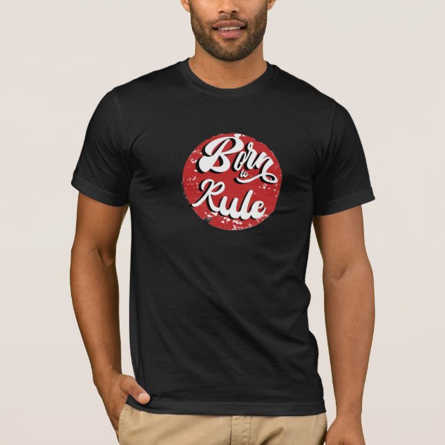 Street Style T-Shirt – Modern & Kraftfull Utseende (Framsida)