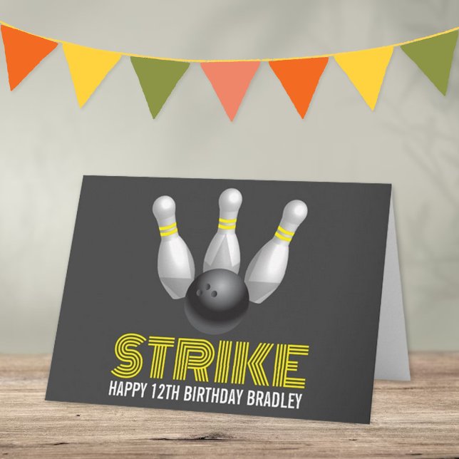 Strejka! Modern Bowling Birthday Kort (Skapare uppladdad)