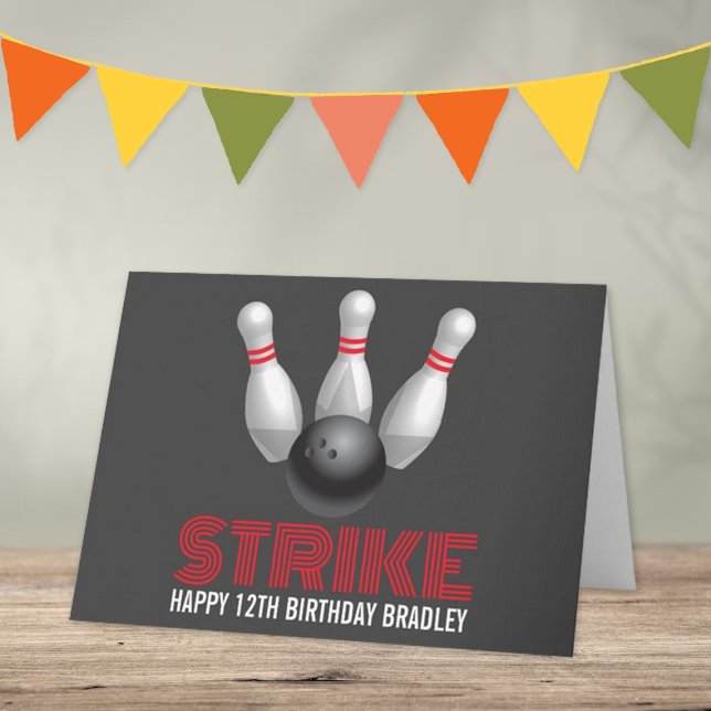 Strejka! Modern Bowling Birthday Kort (Skapare uppladdad)