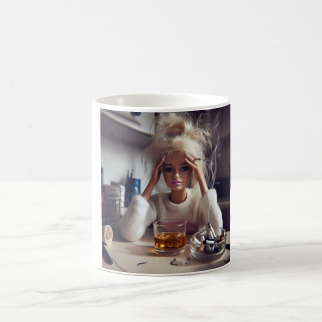 Stressad Docka Meme Rökande & Drickande | Gen Z   Kaffemugg (Center)