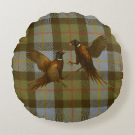 Stridande fasaner på tweed / tartan bakgrund rund kudde