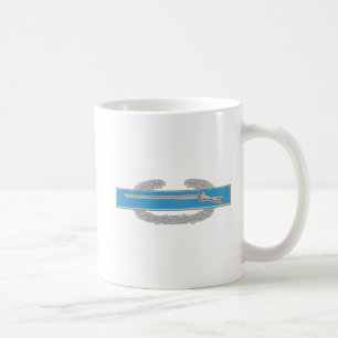 Stridinfanterit förser med märke kaffemugg