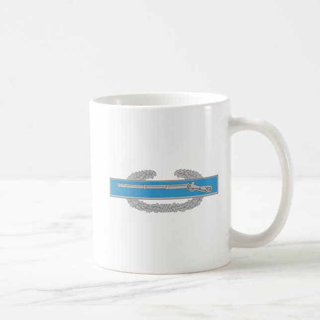 Stridinfanterit förser med märke kaffemugg (Höger)