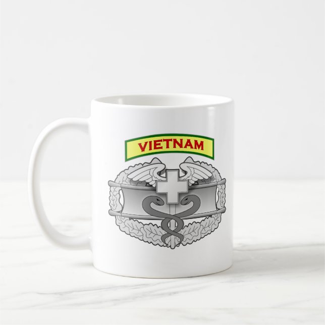Stridläkareemblem - den Vietnam veteran - Kaffemugg (Vänster)