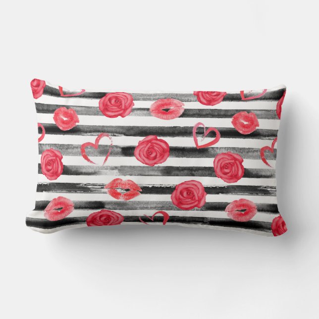 Striped Pillow with Roses & Kisses Lumbarkudde (Framsida)