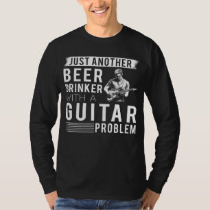 Strum & sips: Bara en till öldrinker med en Gu T Shirt