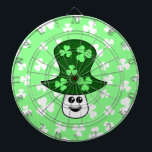 Sts Patrick champinjonDartboard Piltavla<br><div class="desc">En tecknadchampinjon med shamrockfläckar på ett grönt lock. Bakgrunden är ljus - göra grön med ett vitshamrockmönster.</div>