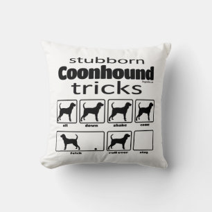 Stubborn Coonhound Tricks Kudde