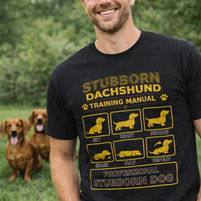 Stubborn Dachshund Training Manual Retro Dog Art T Shirt (Skapare uppladdad)