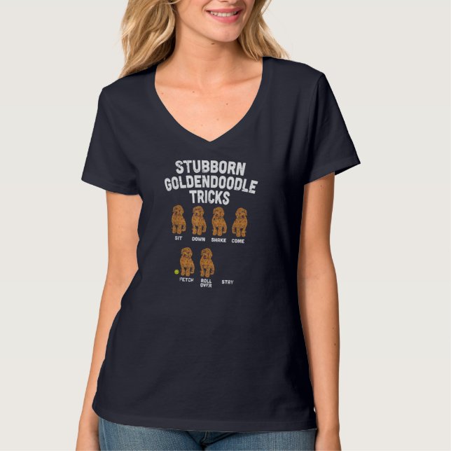 Stubborn Goldendoodle Tricks Rolig hund Trainer Ma T Shirt (Framsida)