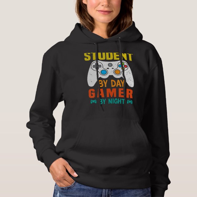 Student efter dagspelsspelare efter nattnummer för t shirt (Framsida)