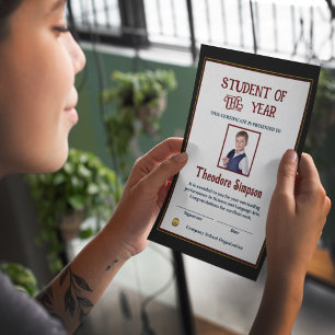 Student i Anpassningsbarna för ettårsfotocertifika