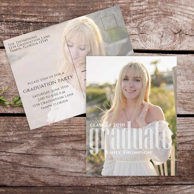 Student minimalistiskt enkelt Modern Two Photo Vykort (Elegant Graduation photo invitation postcard with a 2-photo template. )