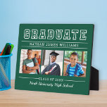 Student Modern Grönt 3 Foto Studenten<br><div class="desc">Klassisk 3-foto-plakatecken för visning i studenten med ålsfunktioner Student i fet stil-serif-text med modern anpassningsbar som kan anpassas helt och hållet med student namn,  klassår och namn. Lägg till tre favoriter bilder i student i bilder med fyrkantiga platshållare. Gröntens bakgrund färg kan ändras.</div>