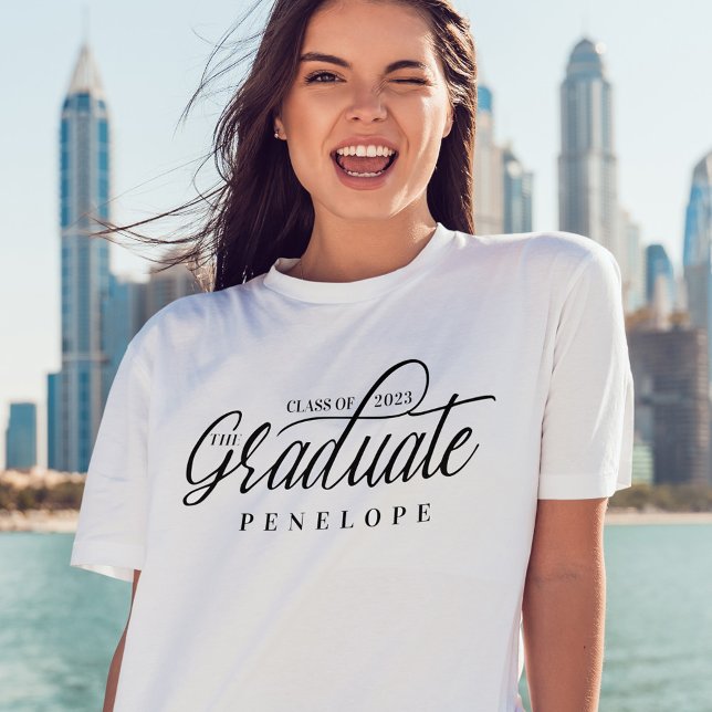 Student Modern Script Class av 2022 Grad Namn T Shirt (Skapare uppladdad)