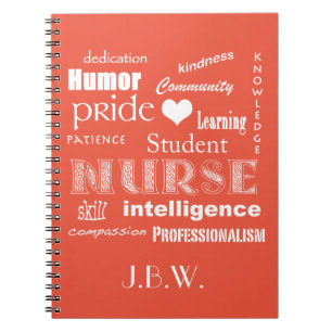 Student Nurse-Attribut+Heart/Monogram Anteckningsbok