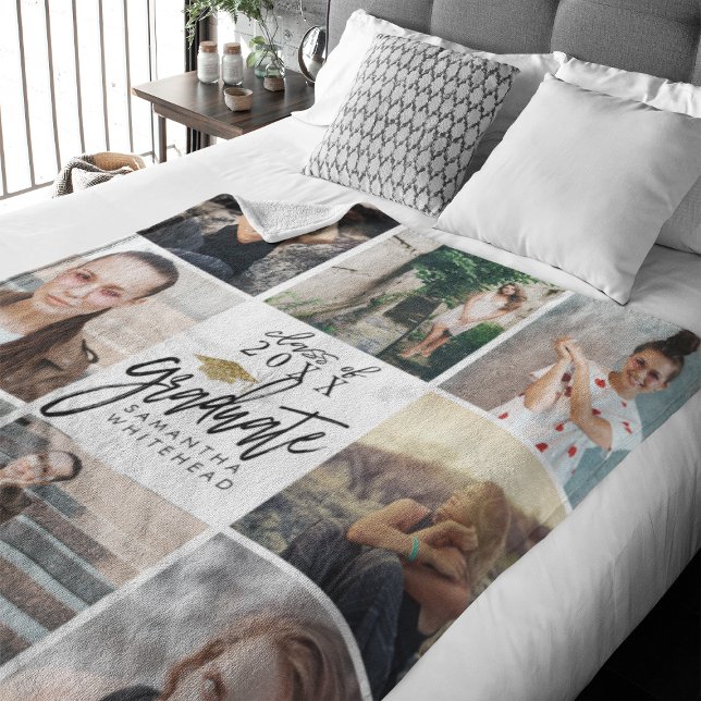 Student Photo Collage Guld Glitter Cap White Fleecefilt (Celebrate your graduate's milestone with our cozy, custom fleece blanket. )