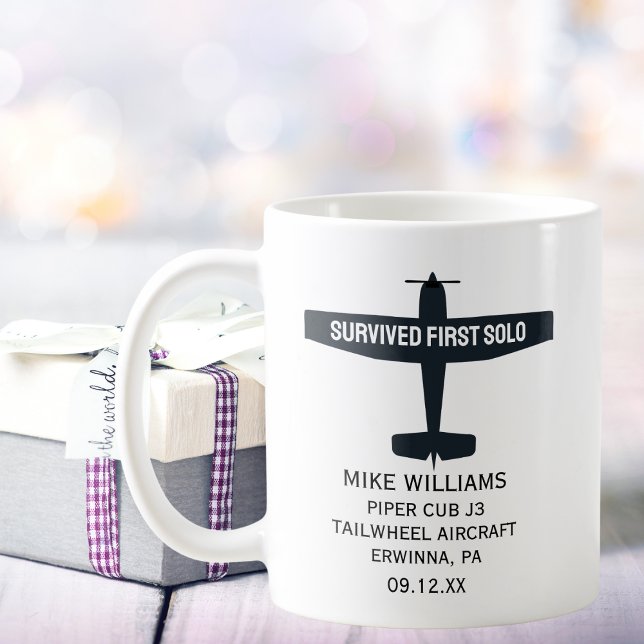 Student Pilot First Solo Airplan Anpassningsbar Fu Kaffemugg (Skapare uppladdad)