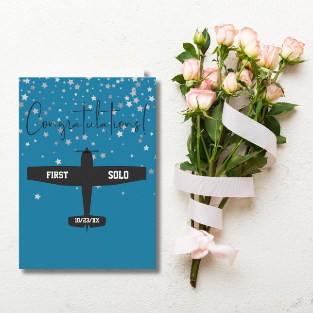 Student Pilot Första Ensamflygning Grattis Kort (Skapare uppladdad)