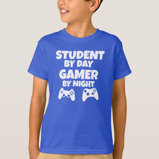 Student vid dag, Gamer vid nattskjortan T Shirt (Framsida)